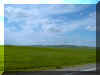Hills_in_the_distance.jpg (180396 bytes)